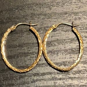 14k gold 585 diamond cut oval shaped earrings
